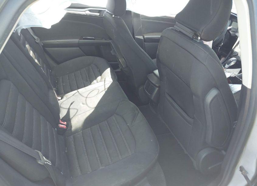 Photo 8 of 2015 Ford Fusion SE (VIN 3FA6P0H74FR299482)