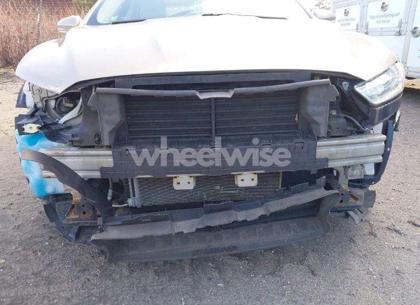 Photo 13 of 2015 Ford Fusion SE (VIN 3FA6P0H74FR307144)