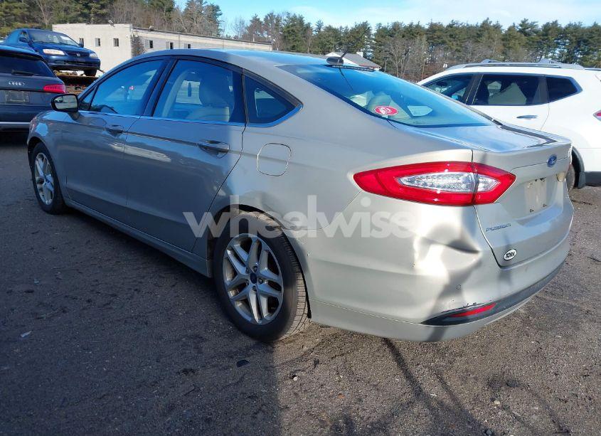 Photo 3 of 2015 Ford Fusion SE (VIN 3FA6P0H74FR307144)