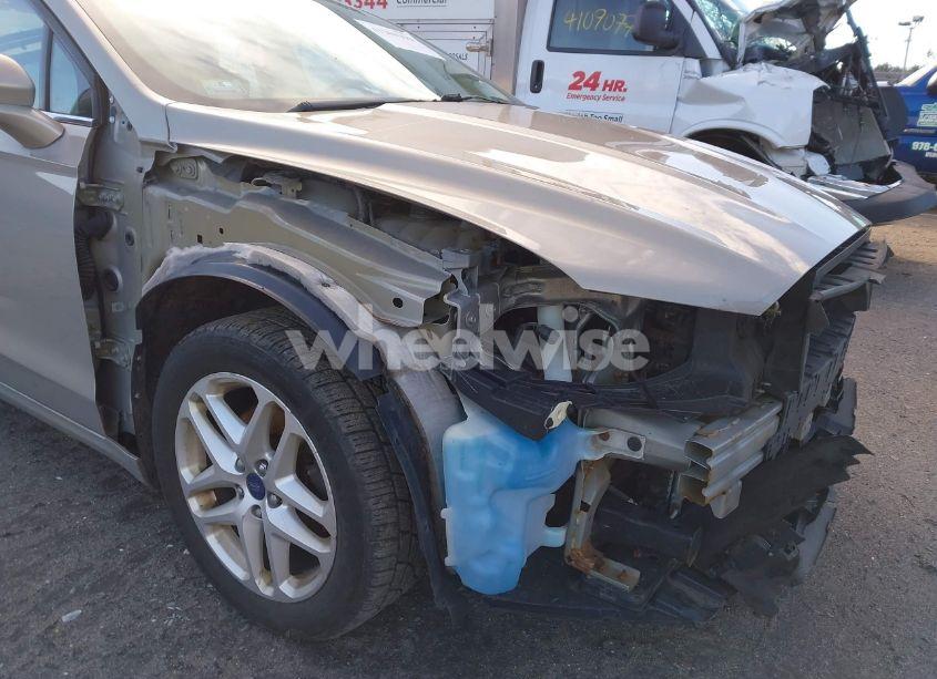 Photo 6 of 2015 Ford Fusion SE (VIN 3FA6P0H74FR307144)