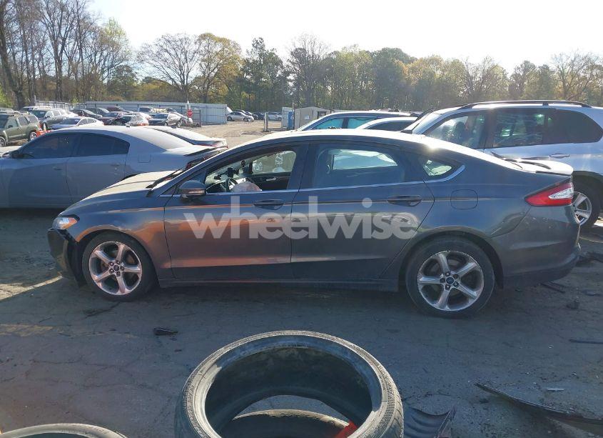 Photo 14 of 2016 Ford Fusion SE (VIN 3FA6P0H74GR100920)