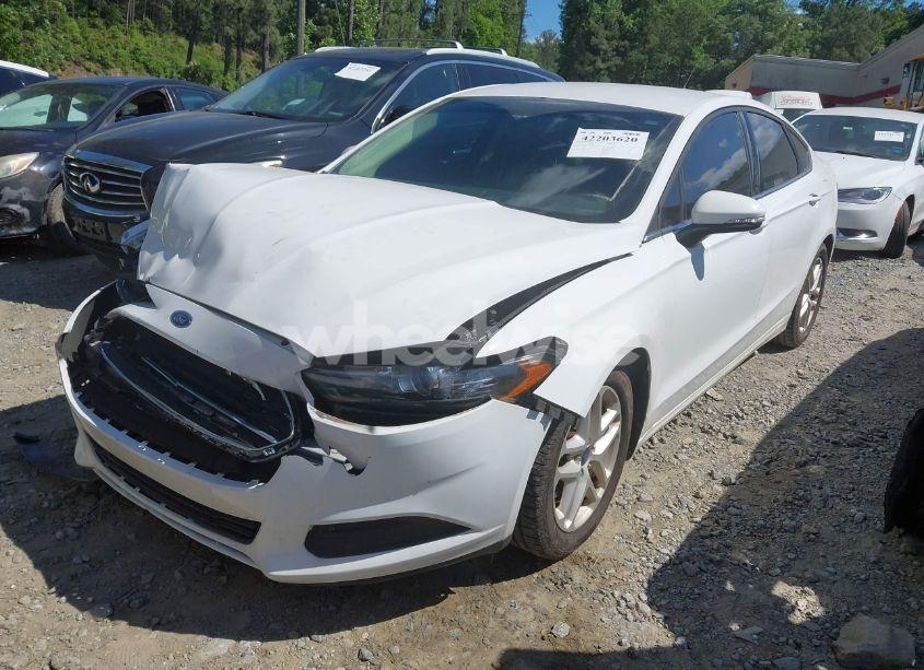 Photo 2 of 2016 Ford Fusion SE (VIN 3FA6P0H74GR110198)