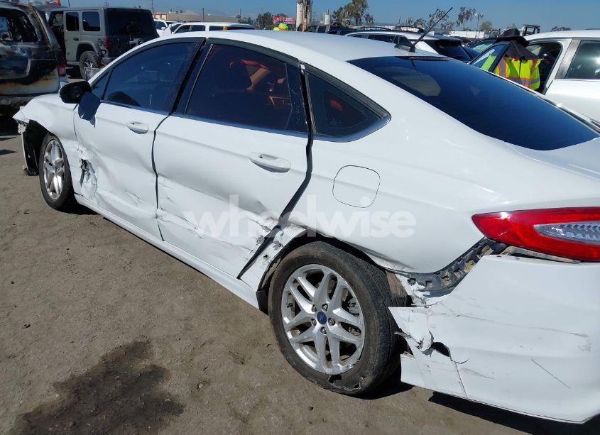 Photo 18 of 2016 Ford Fusion SE (VIN 3FA6P0H74GR118284)