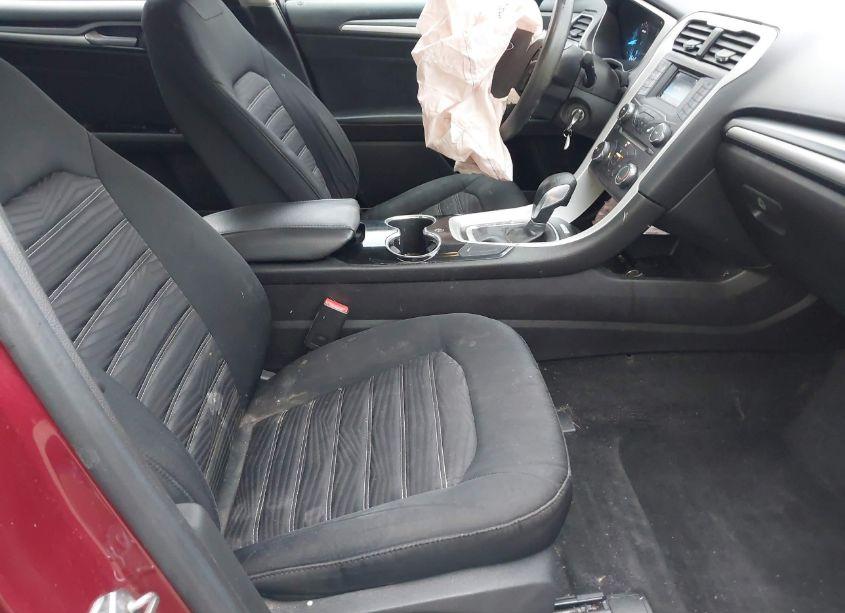 Photo 5 of 2016 Ford Fusion SE (VIN 3FA6P0H74GR141192)