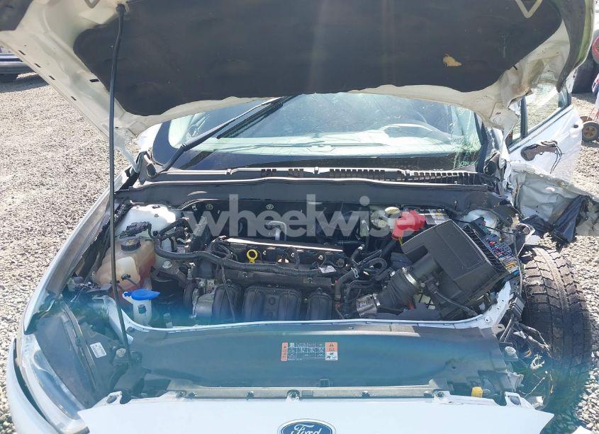 Photo 10 of 2016 Ford Fusion SE (VIN 3FA6P0H74GR145906)