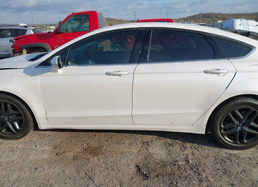Photo 14 of 2016 Ford Fusion SE (VIN 3FA6P0H74GR152564)