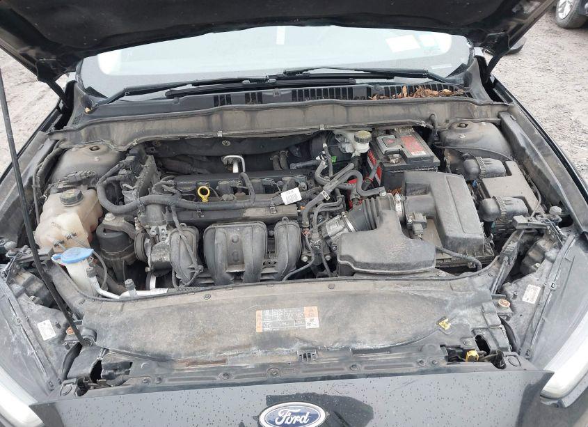 Photo 10 of 2016 Ford Fusion SE (VIN 3FA6P0H74GR184673)