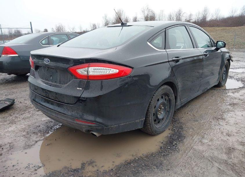 Photo 4 of 2016 Ford Fusion SE (VIN 3FA6P0H74GR184673)