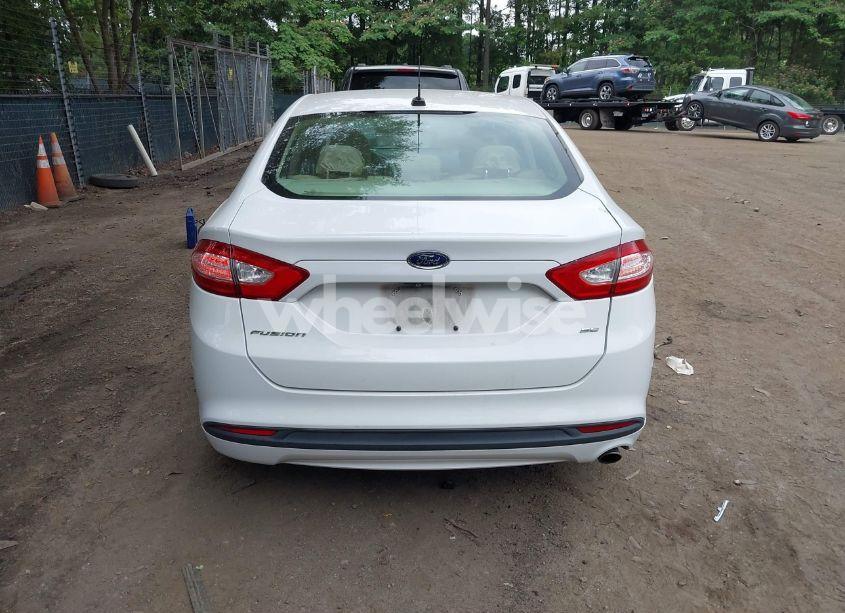 Photo 16 of 2016 Ford Fusion SE (VIN 3FA6P0H74GR197892)
