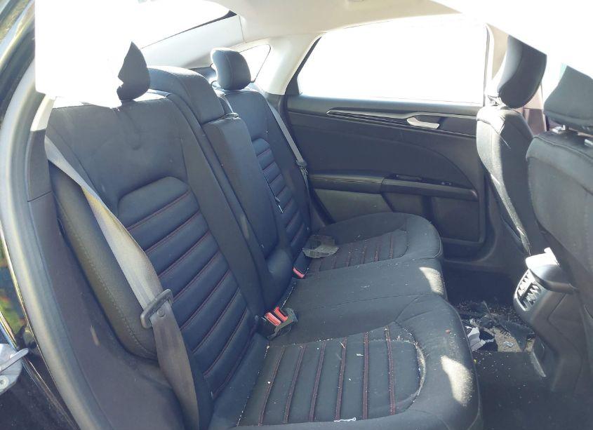 Photo 8 of 2016 Ford Fusion SE (VIN 3FA6P0H74GR210821)