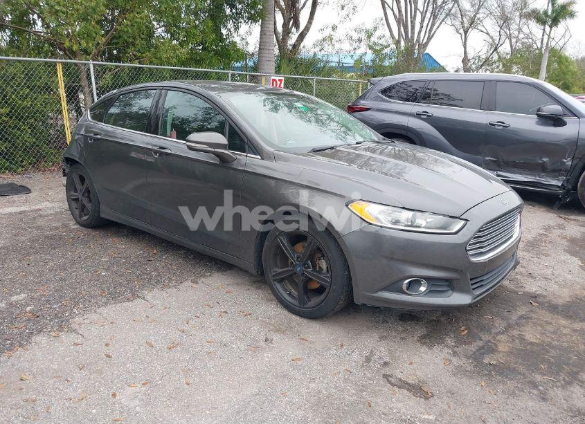 2016 Ford Fusion SE (VIN 3FA6P0H74GR223598) main photo