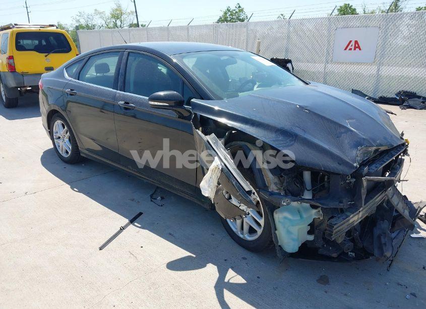 2016 Ford Fusion SE (VIN 3FA6P0H74GR235623) main photo