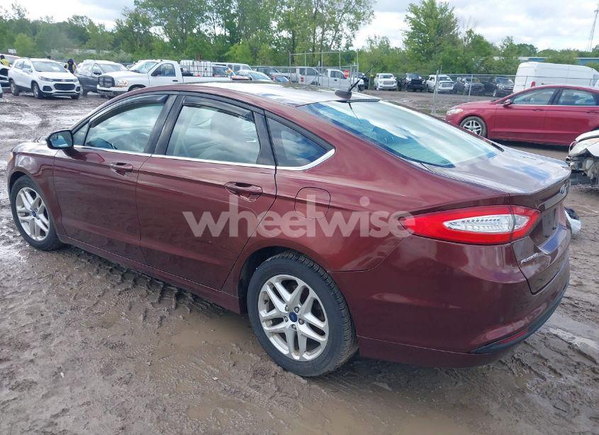 Photo 3 of 2016 Ford Fusion SE (VIN 3FA6P0H74GR256259)