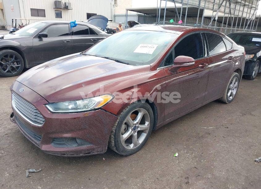 Photo 2 of 2016 Ford Fusion SE (VIN 3FA6P0H74GR279234)
