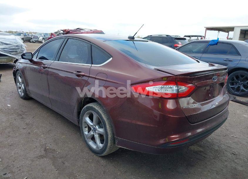 Photo 3 of 2016 Ford Fusion SE (VIN 3FA6P0H74GR279234)