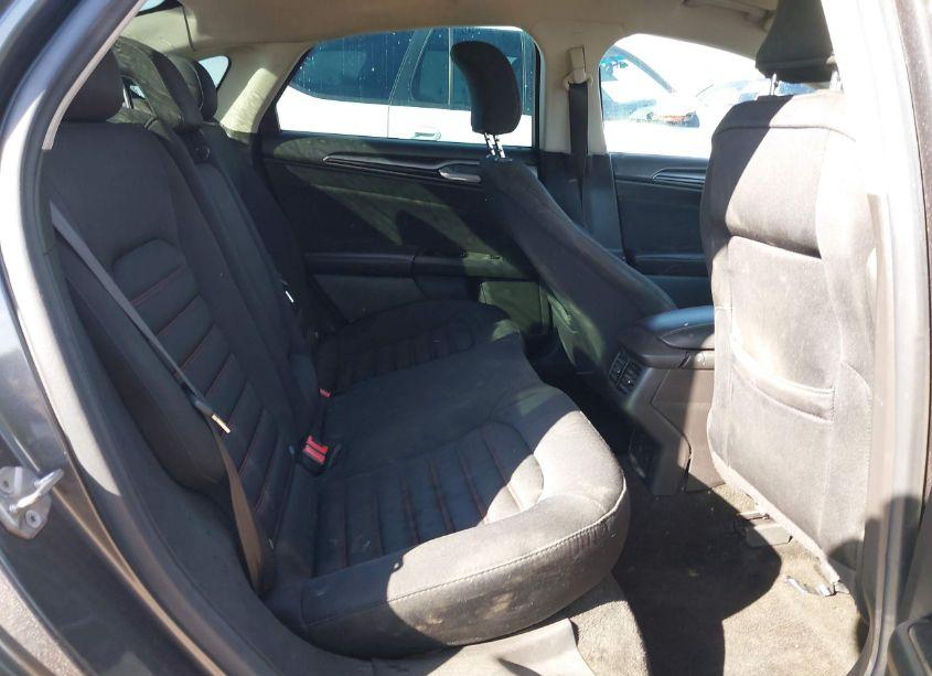 Photo 8 of 2016 Ford Fusion SE (VIN 3FA6P0H74GR291061)