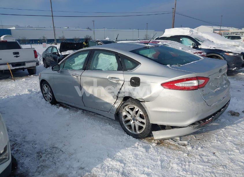 Photo 3 of 2016 Ford Fusion SE (VIN 3FA6P0H74GR325578)