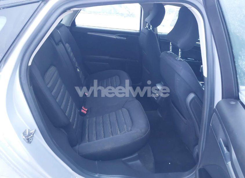 Photo 8 of 2016 Ford Fusion SE (VIN 3FA6P0H74GR352909)