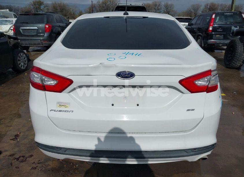 Photo 16 of 2016 Ford Fusion SE (VIN 3FA6P0H74GR359620)