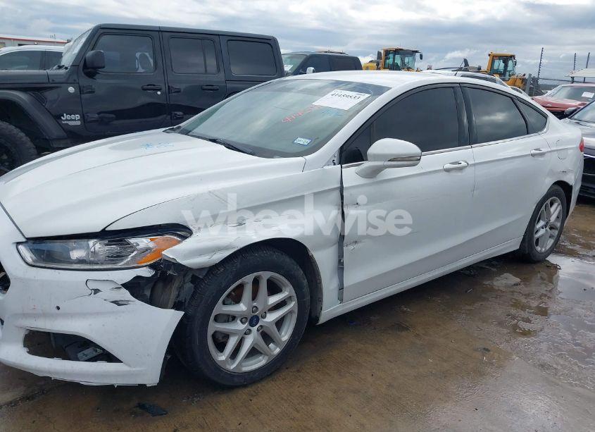 Photo 6 of 2016 Ford Fusion SE (VIN 3FA6P0H74GR359620)