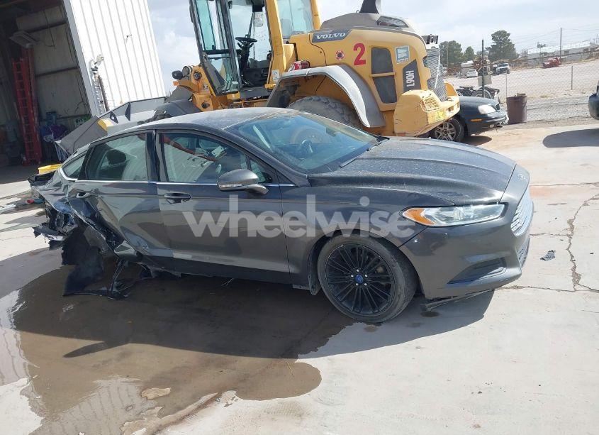 Photo 13 of 2016 Ford Fusion SE (VIN 3FA6P0H74GR387790)