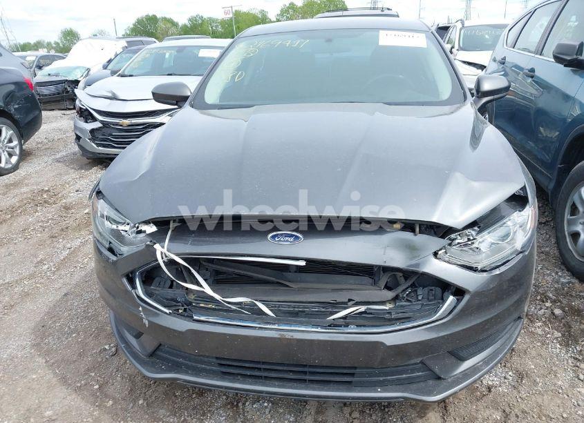 Photo 12 of 2017 Ford Fusion SE (VIN 3FA6P0H74HR125124)