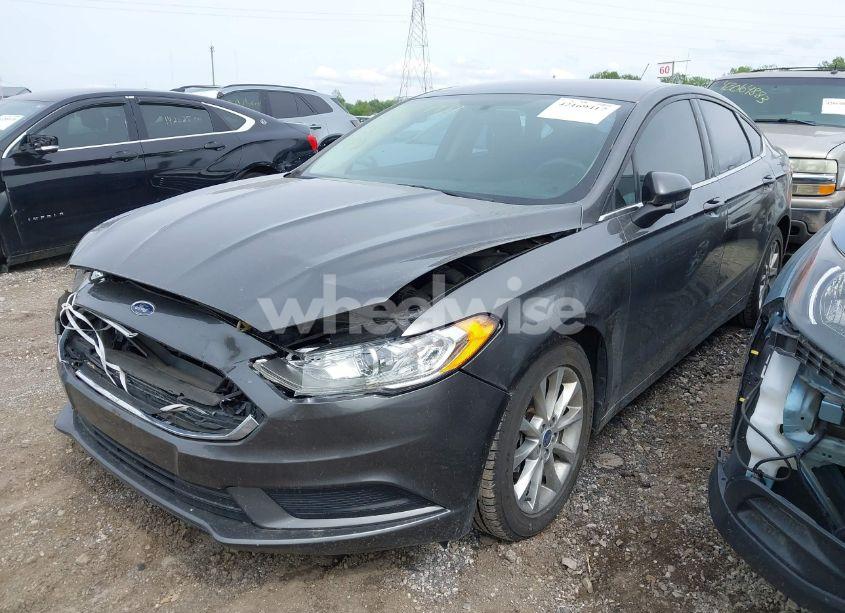 Photo 6 of 2017 Ford Fusion SE (VIN 3FA6P0H74HR125124)