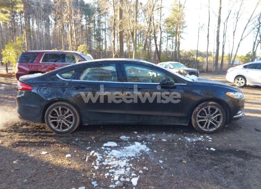 Photo 13 of 2017 Ford Fusion SE (VIN 3FA6P0H74HR198137)