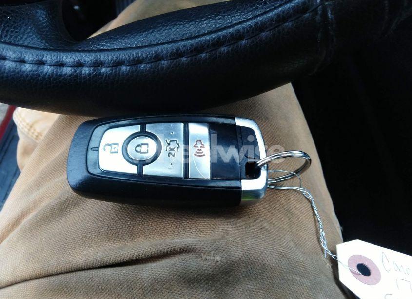 Photo 11 of 2017 Ford Fusion SE (VIN 3FA6P0H74HR221366)