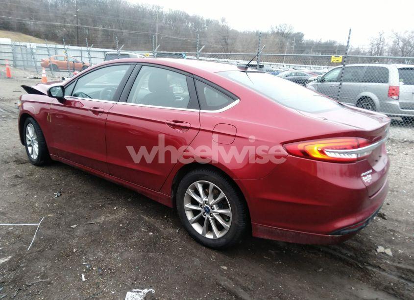 Photo 3 of 2017 Ford Fusion SE (VIN 3FA6P0H74HR221366)