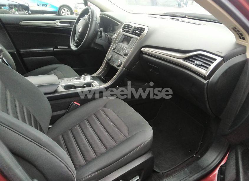 Photo 5 of 2017 Ford Fusion SE (VIN 3FA6P0H74HR221366)