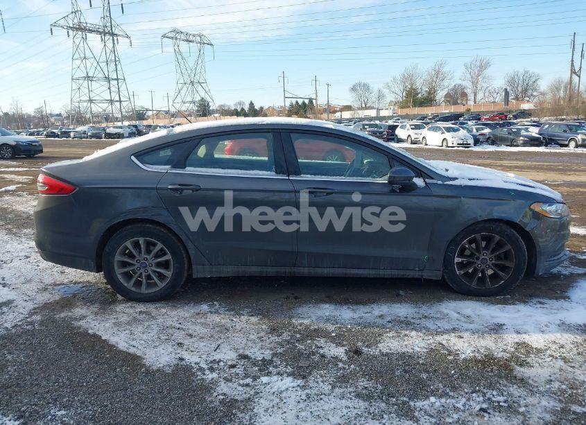 Photo 13 of 2017 Ford Fusion SE (VIN 3FA6P0H74HR248387)