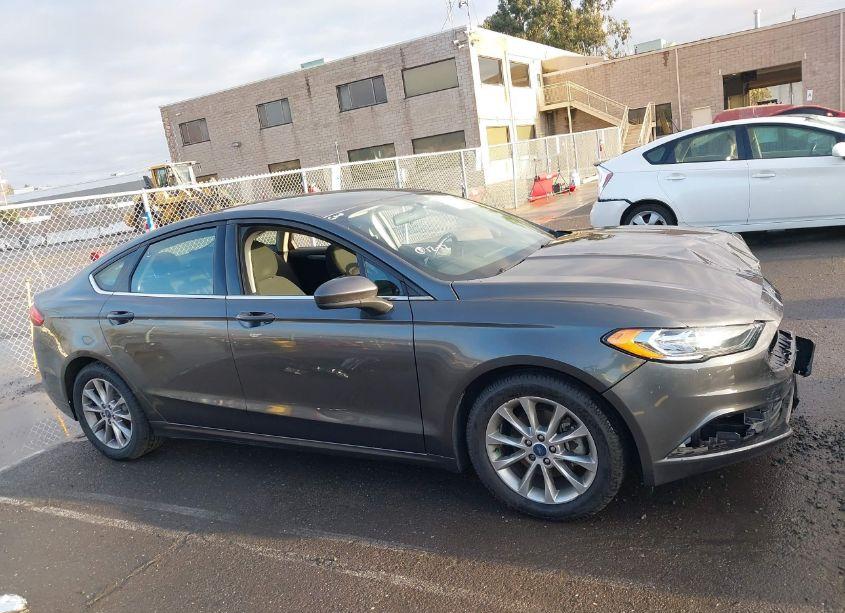 Photo 13 of 2017 Ford Fusion SE (VIN 3FA6P0H74HR276965)