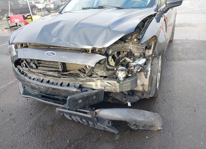 Photo 6 of 2017 Ford Fusion SE (VIN 3FA6P0H74HR276965)