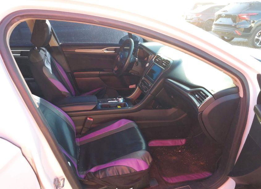 Photo 5 of 2017 Ford Fusion SE (VIN 3FA6P0H74HR355732)