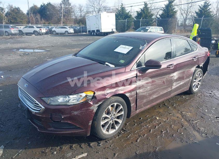 Photo 2 of 2017 Ford Fusion SE (VIN 3FA6P0H74HR393333)