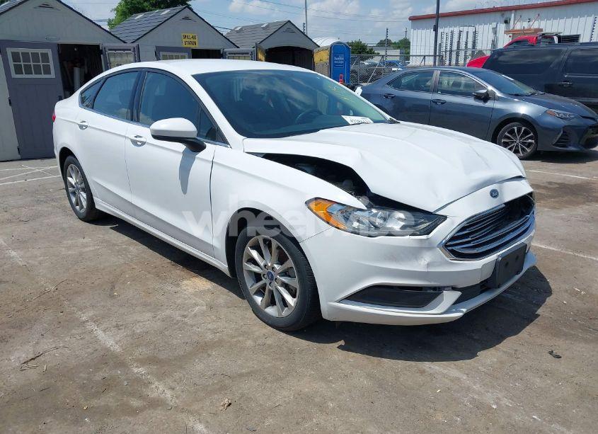 2017 Ford Fusion SE (VIN 3FA6P0H74HR398290) main photo
