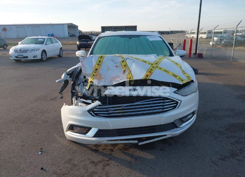 Photo 13 of 2018 Ford Fusion SE (VIN 3FA6P0H74JR107390)