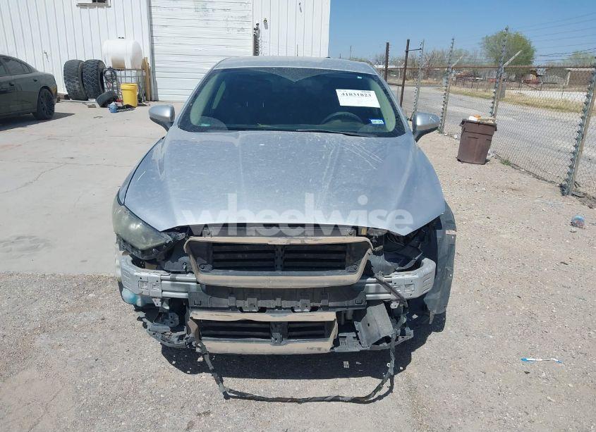 Photo 10 of 2018 Ford Fusion SE (VIN 3FA6P0H74JR145041)