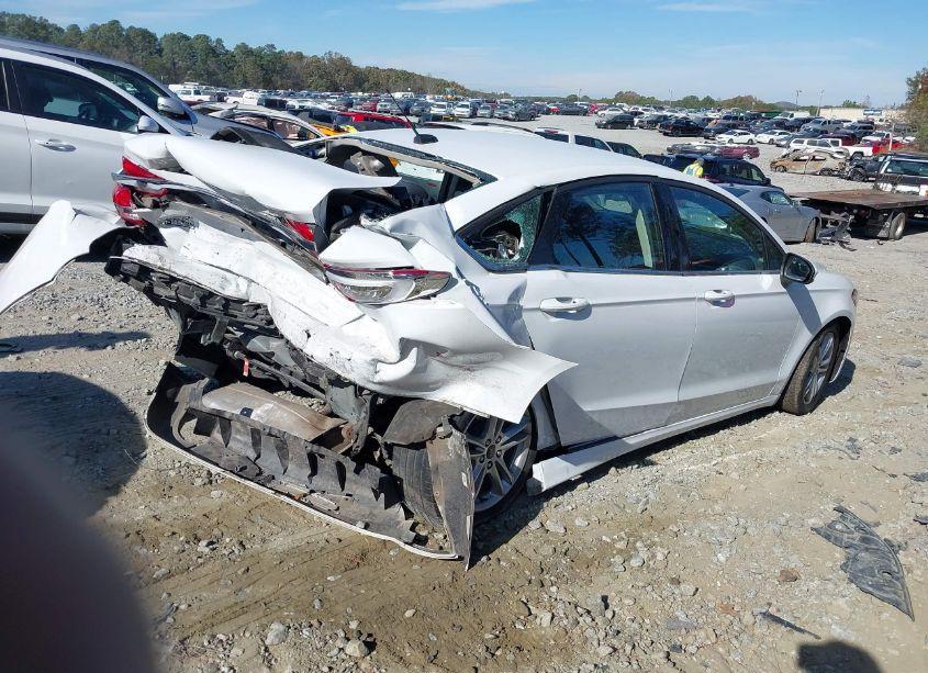 Photo 4 of 2018 Ford Fusion SE (VIN 3FA6P0H74JR277989)