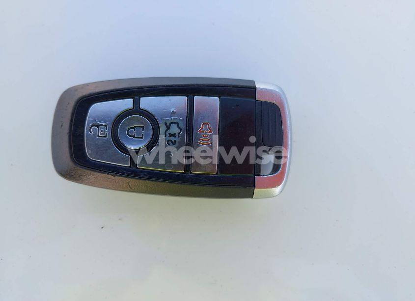 Photo 11 of 2018 Ford Fusion SE (VIN 3FA6P0H74JR279192)