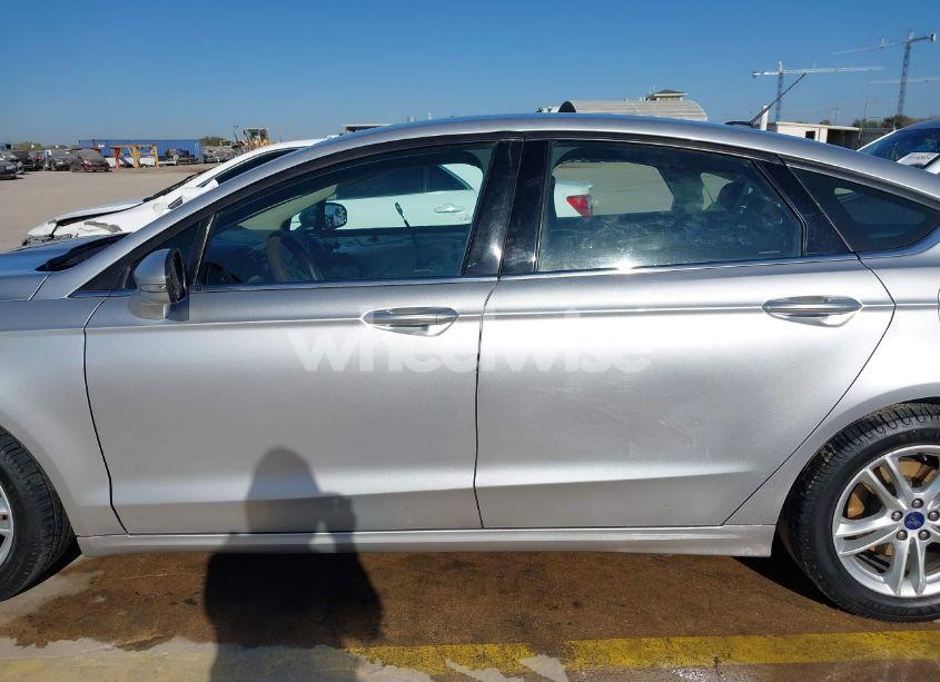 Photo 15 of 2018 Ford Fusion SE (VIN 3FA6P0H74JR279192)