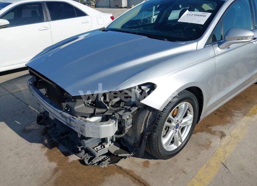 Photo 18 of 2018 Ford Fusion SE (VIN 3FA6P0H74JR279192)