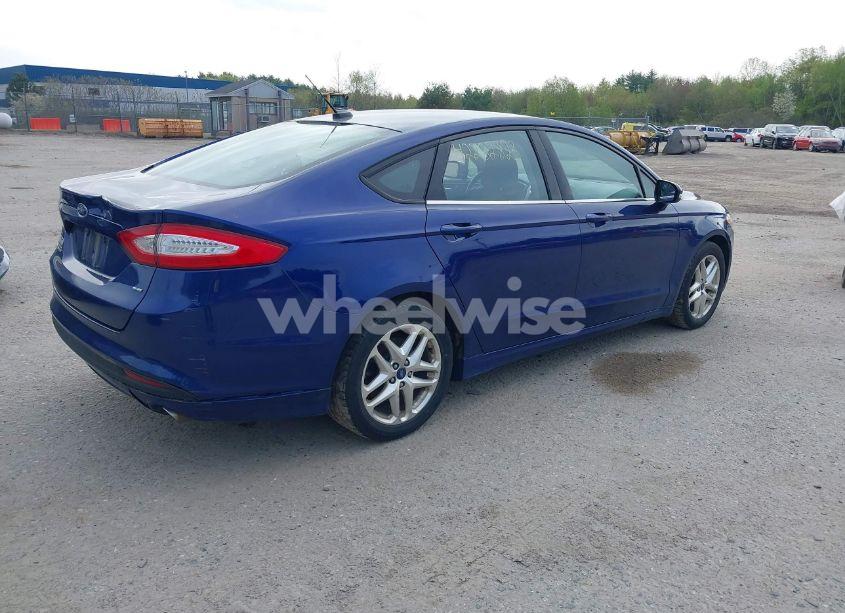 Photo 4 of 2013 Ford Fusion SE (VIN 3FA6P0H75DR104681)