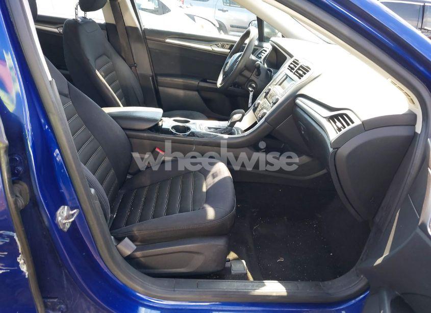 Photo 5 of 2013 Ford Fusion SE (VIN 3FA6P0H75DR106818)