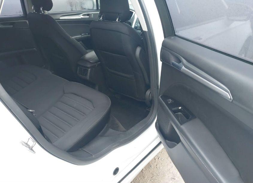 Photo 8 of 2013 Ford Fusion SE (VIN 3FA6P0H75DR114501)