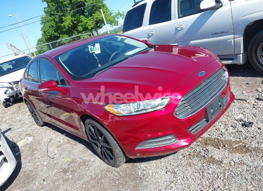 2013 Ford Fusion SE (VIN 3FA6P0H75DR130360) main photo