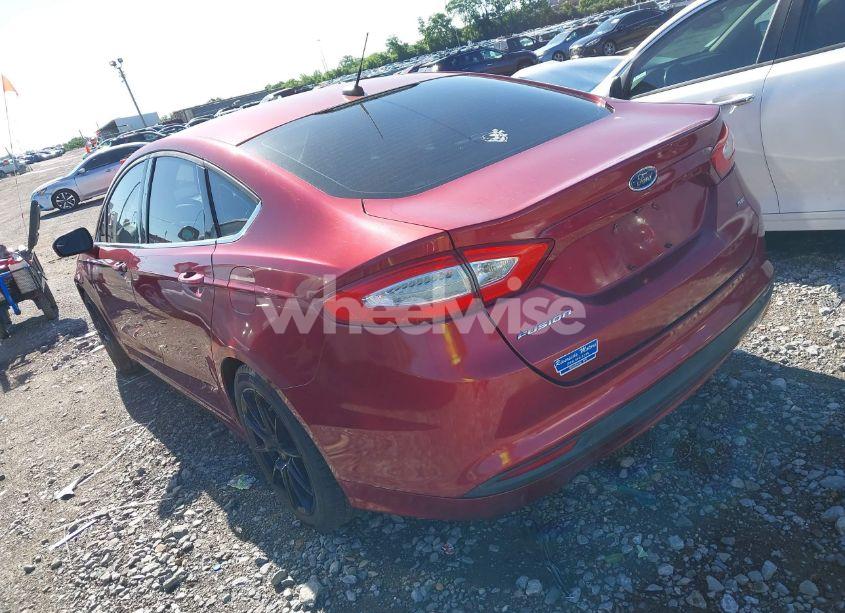 Photo 3 of 2013 Ford Fusion SE (VIN 3FA6P0H75DR130360)