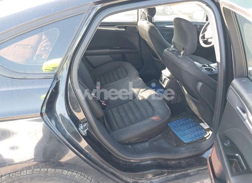 Photo 8 of 2013 Ford Fusion SE (VIN 3FA6P0H75DR186010)