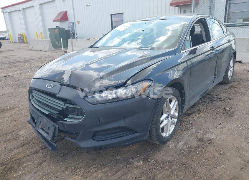 Photo 2 of 2013 Ford Fusion SE (VIN 3FA6P0H75DR204747)